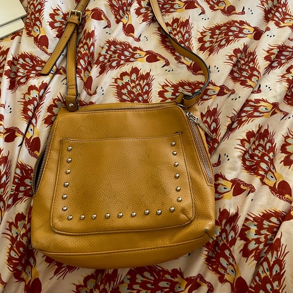 Purses - Picture 2 of 3